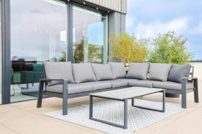 ᴄᴏʜᴏsᴛ I New Apt W l Terrace SelfCheck-in
